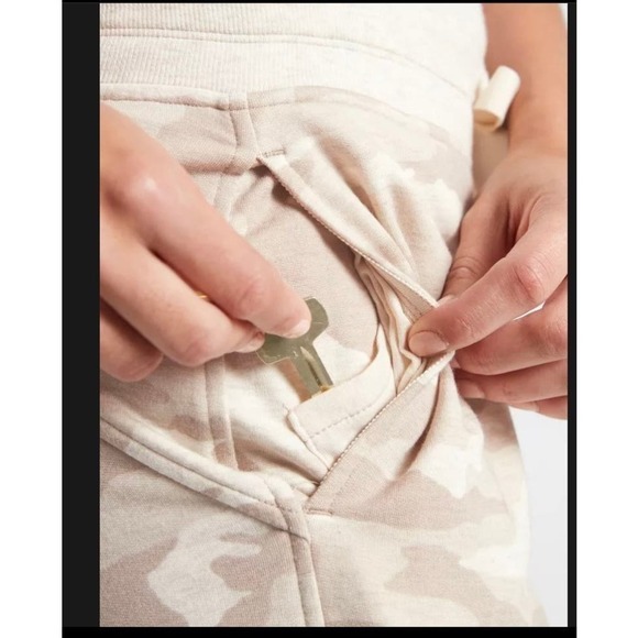 Athleta Balance Printed Jogger Pant size S Oatmeal Heather - Picture 3 of 11